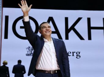 Έκοψαν τον Τσίπρα…