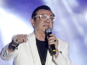 Ο Λευτέρης Πανταζής ανοίγει σουβλατζίδικο και υπόσχεται ποιότητα σε προσιτές τιμές (video)