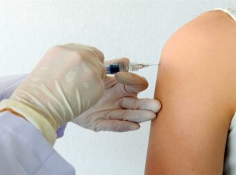 Με 300.000 αντιγριπικά εμβόλια εφοδιάζονται τα φαρμακεία του νομού Θεσσαλονίκης